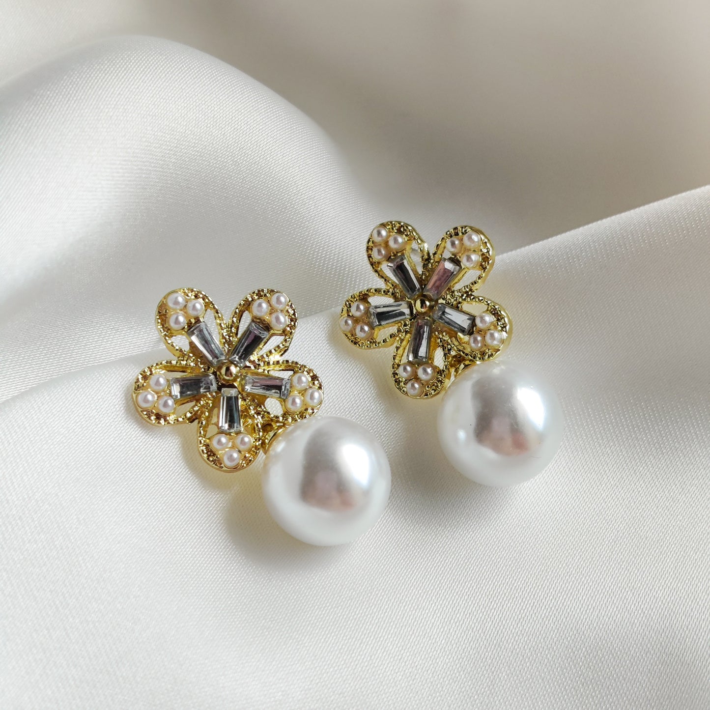 JASMINE | FLOWER PEARL DROP