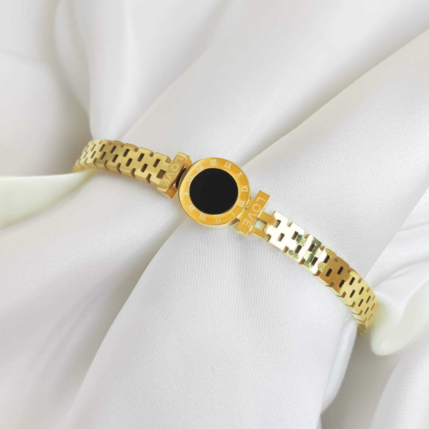 LOVEY | BANGLE