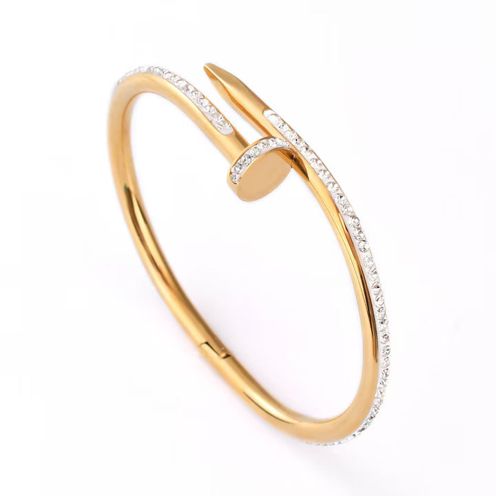 NOVA II | NAIL GOLDEN STONES BANGLE