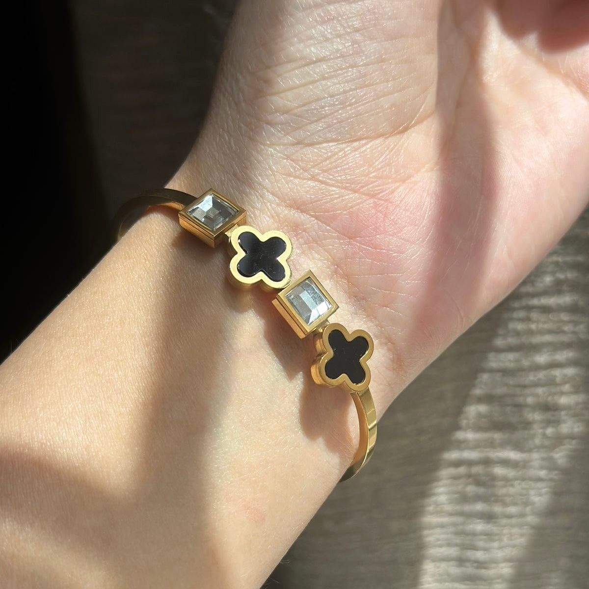 OPAL | DOUBLE CLOVER STONE