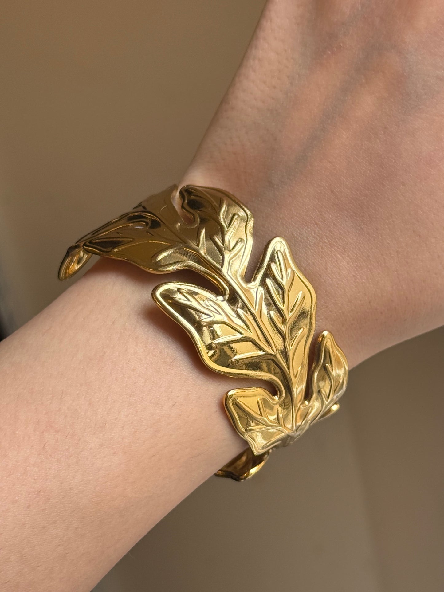 RAYA | PREMIUM CUFF