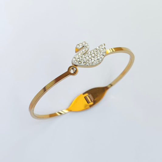 SWAN | WHITE SWAN BANGLE
