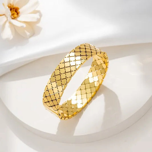 MONA | PREMIUM BANGLE
