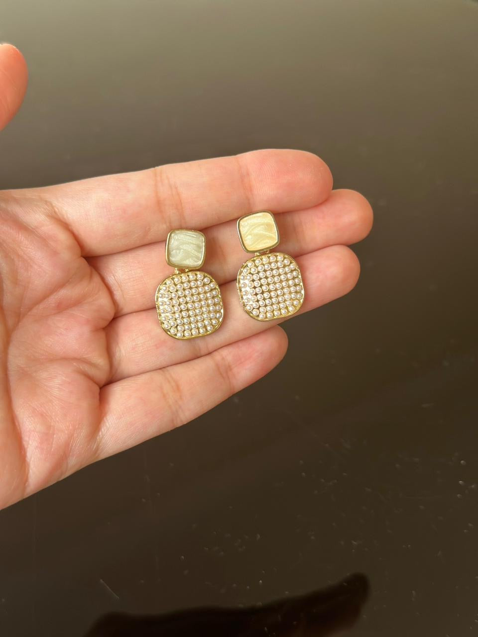 SQUARE EARDROPS