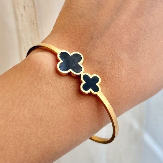 CICA DOUBLE CLOVER BLACK BANGLE