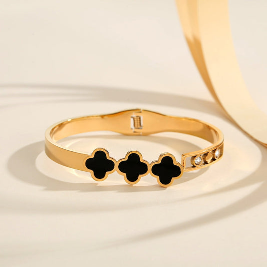 BROCHE | TRIPLE CLOVER BANGLE