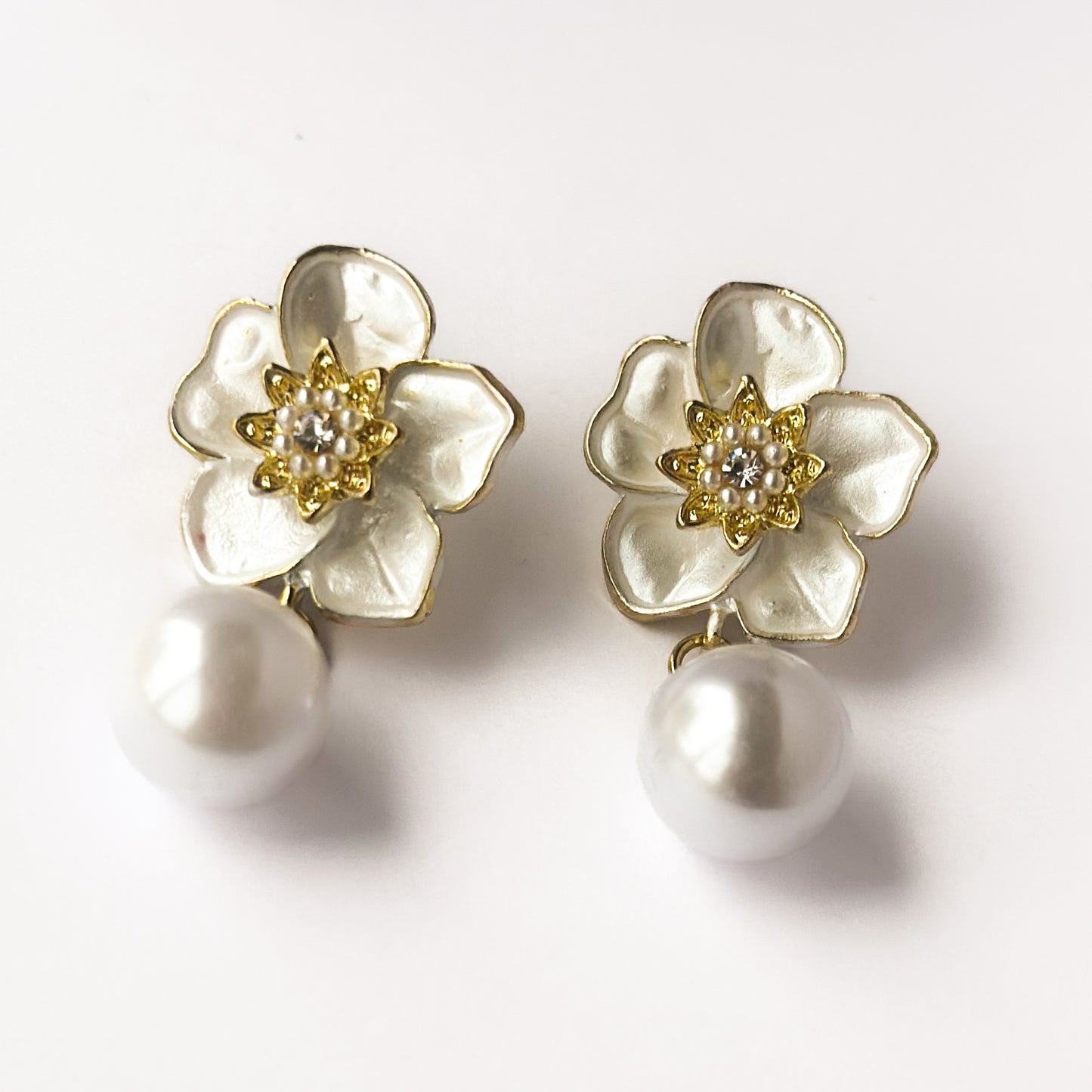 ELEA| FLOWER PEARL DROP