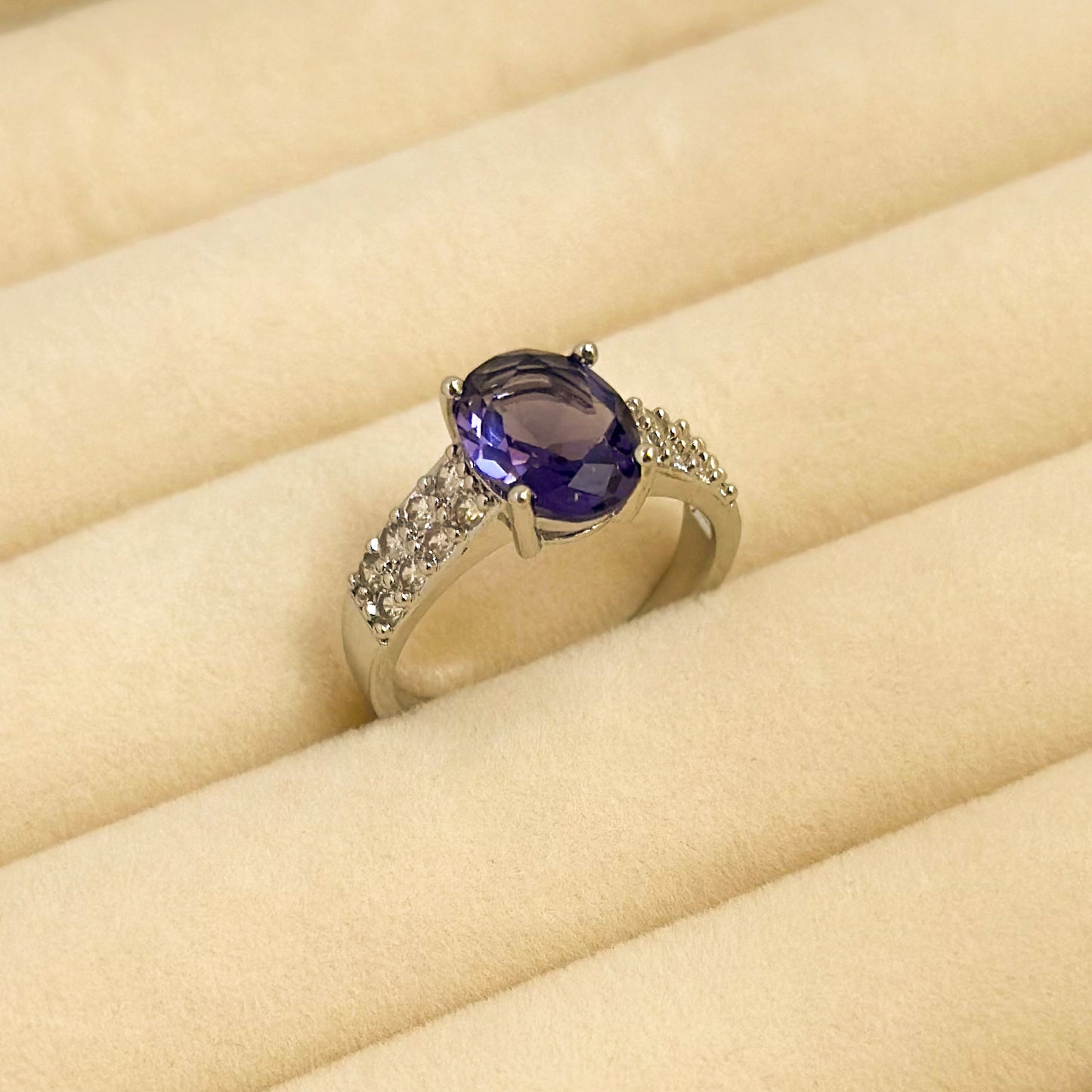 ARIEL | RING PURPLE
